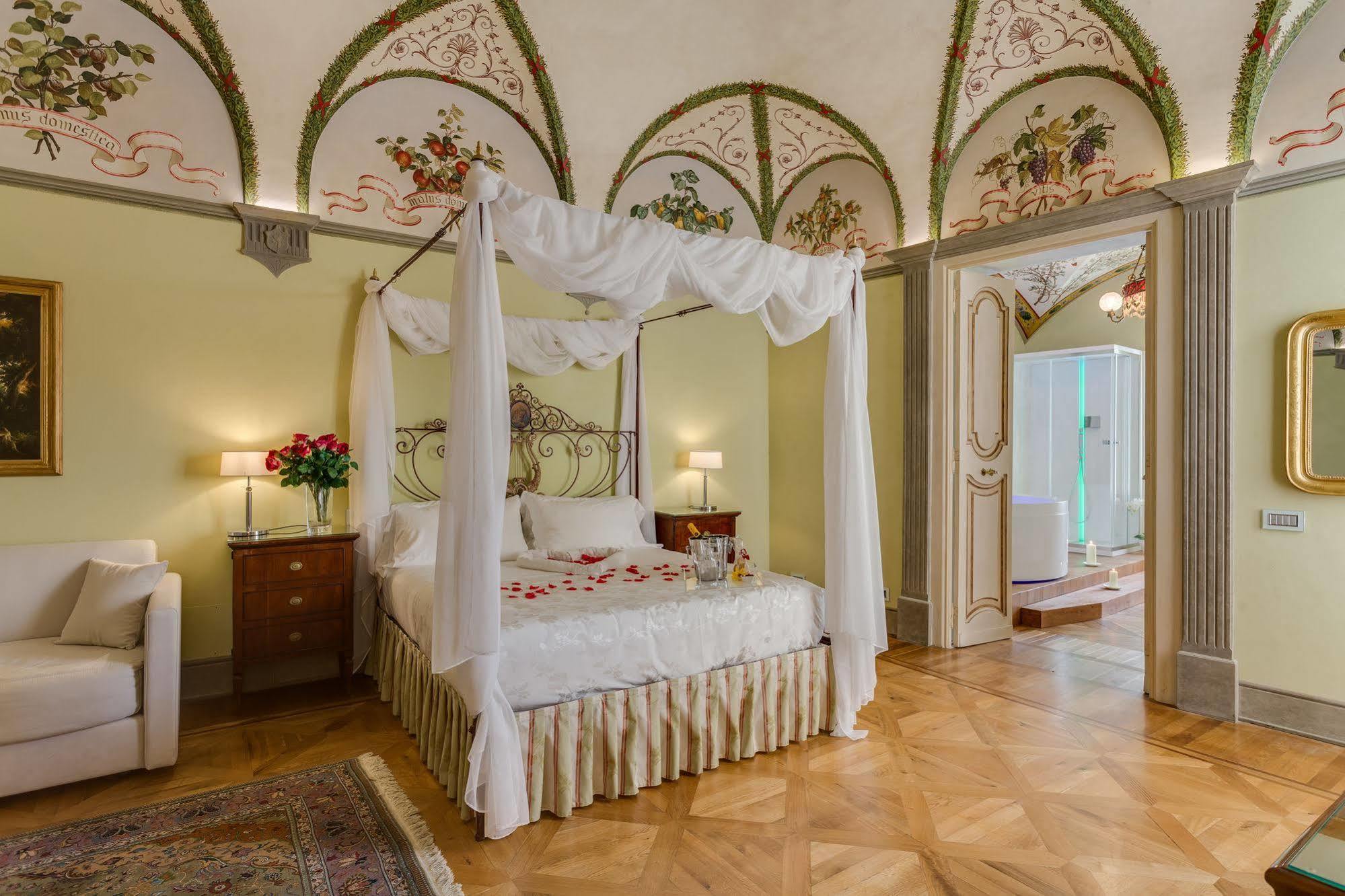 Bed and Breakfast Relais Degli Angeli Residenza D'Epoca Siena Exterior foto