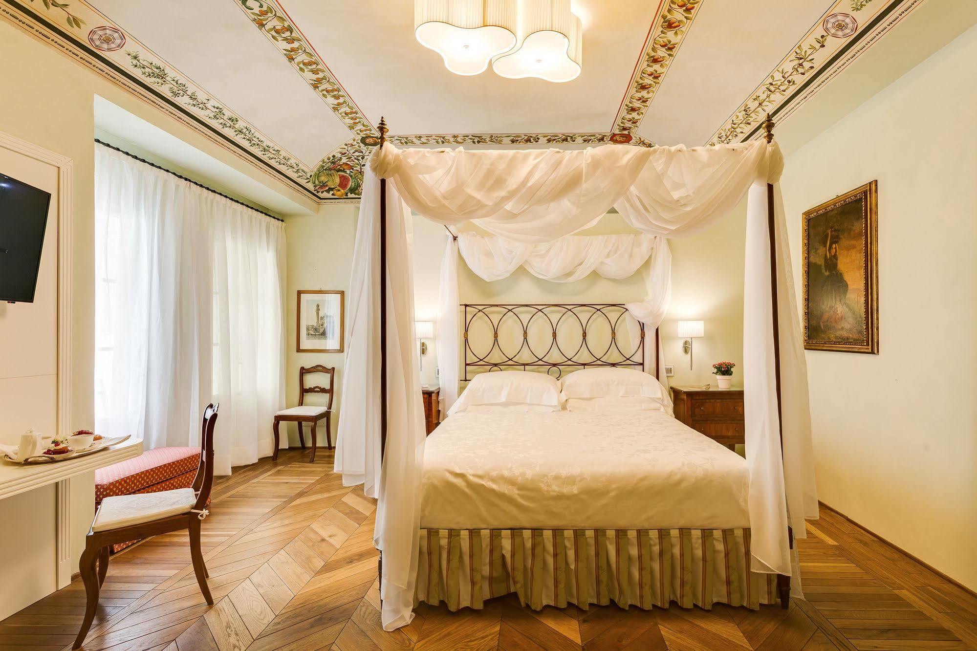 Bed and Breakfast Relais Degli Angeli Residenza D'Epoca Siena Exterior foto